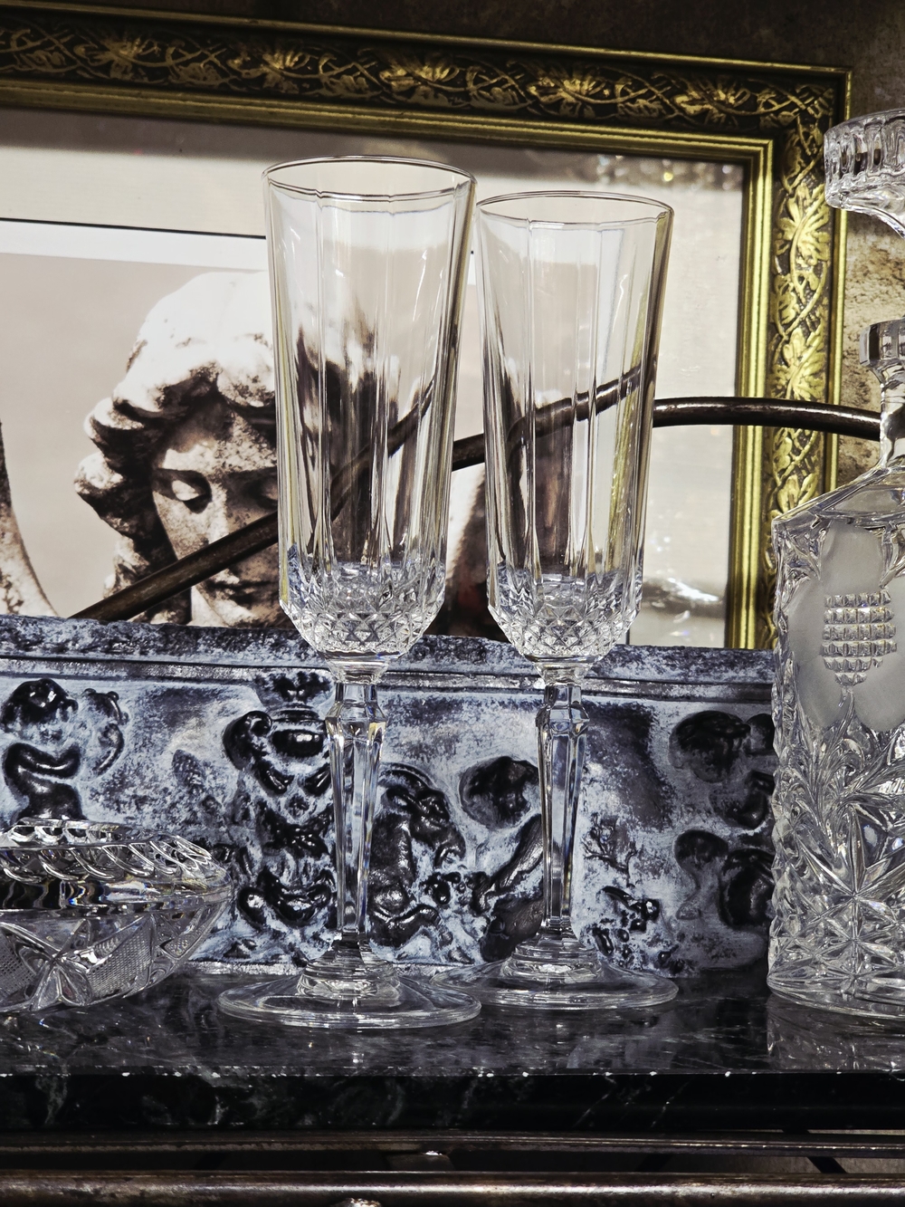 Crystal Champagne Flutes – Clear Leaded Glass Pair
